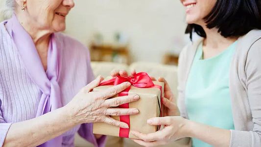 hadiah untuk nenek
