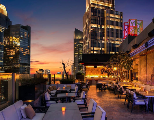 tempat dinner romantis di jakarta